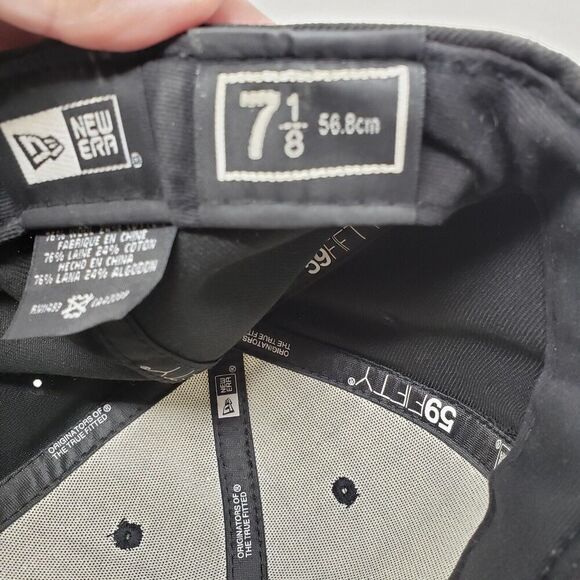 Seattle Mariners MLB Black White Purple New Era 59Fifty Fitted Hat Size 7 1/8 - Picture 5 of 7